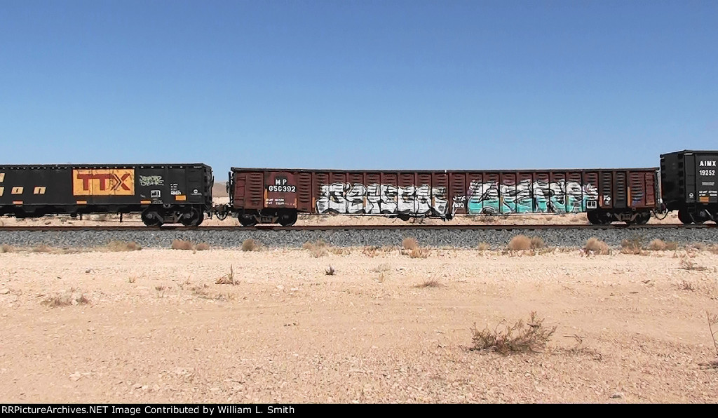 EB Manifest Frt at Erie NV W-Pshrs -22